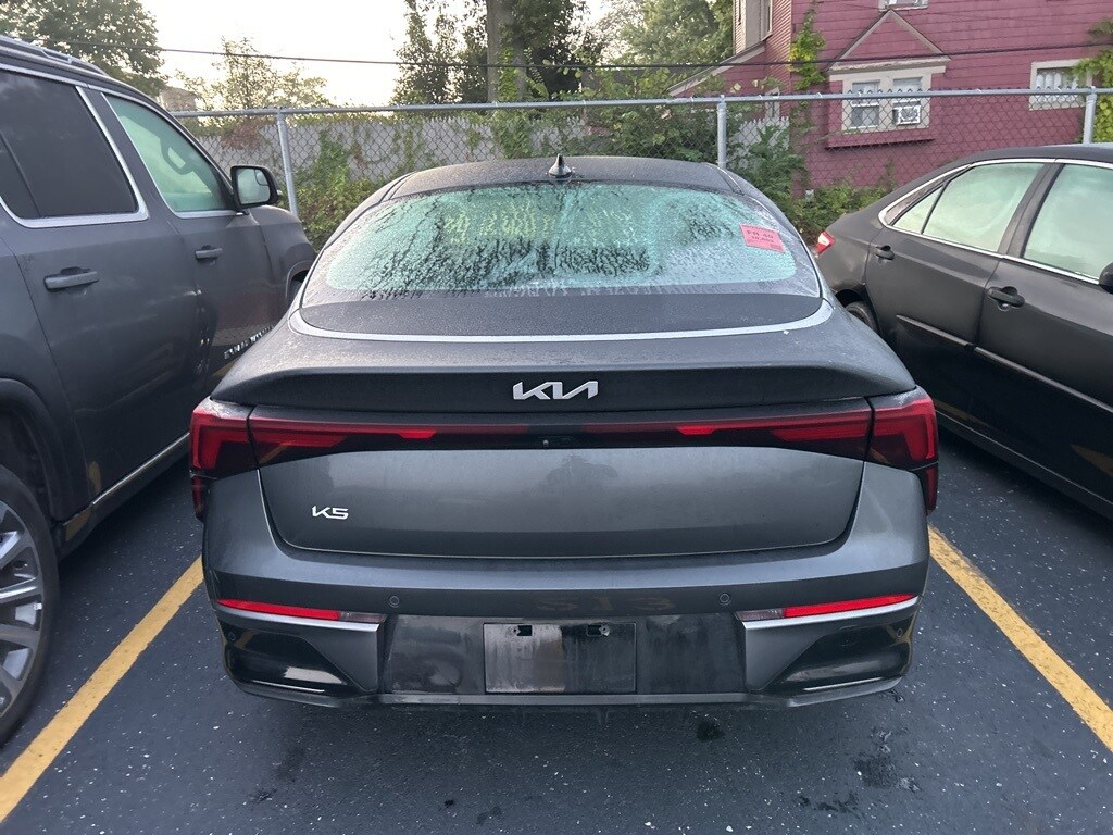 2025 Kia K5 LXS photo 4