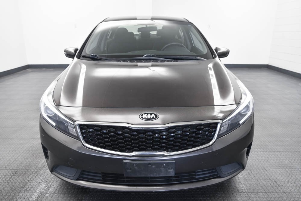 2018 Kia Forte LX Base photo 2