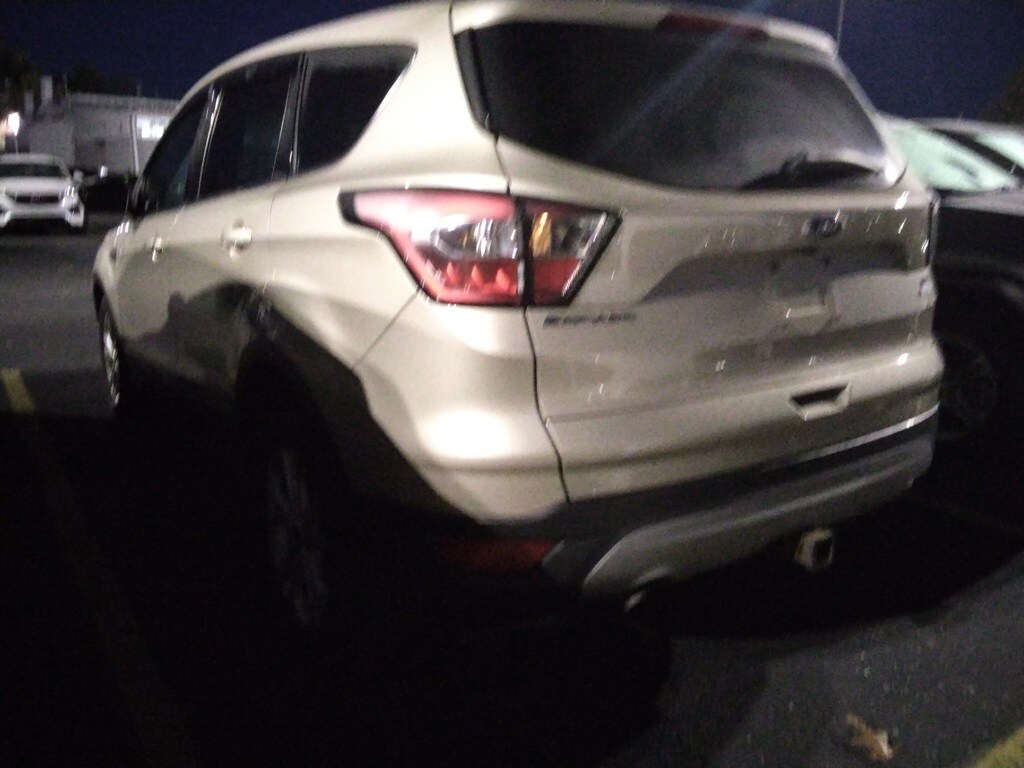 Used 2017 Ford Escape SE SUV
