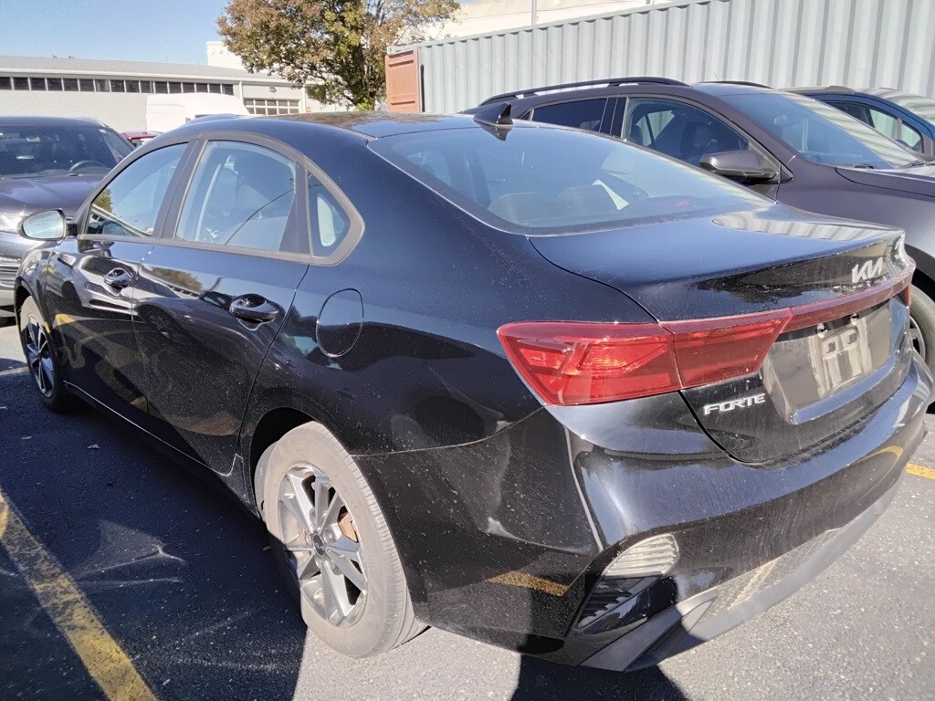 Used 2023 Kia Forte LXS Sedan