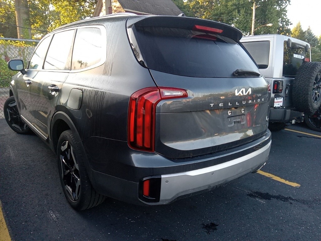 2023 Kia Telluride S photo 4