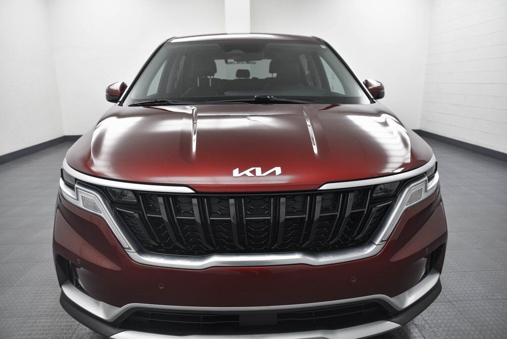 Used 2022 Kia Carnival EX Minivan/Van