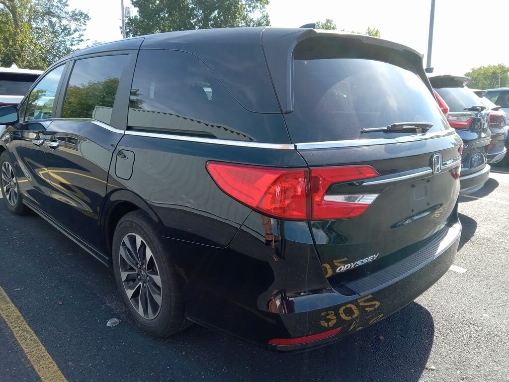 2024 Honda Odyssey EX-L photo 2