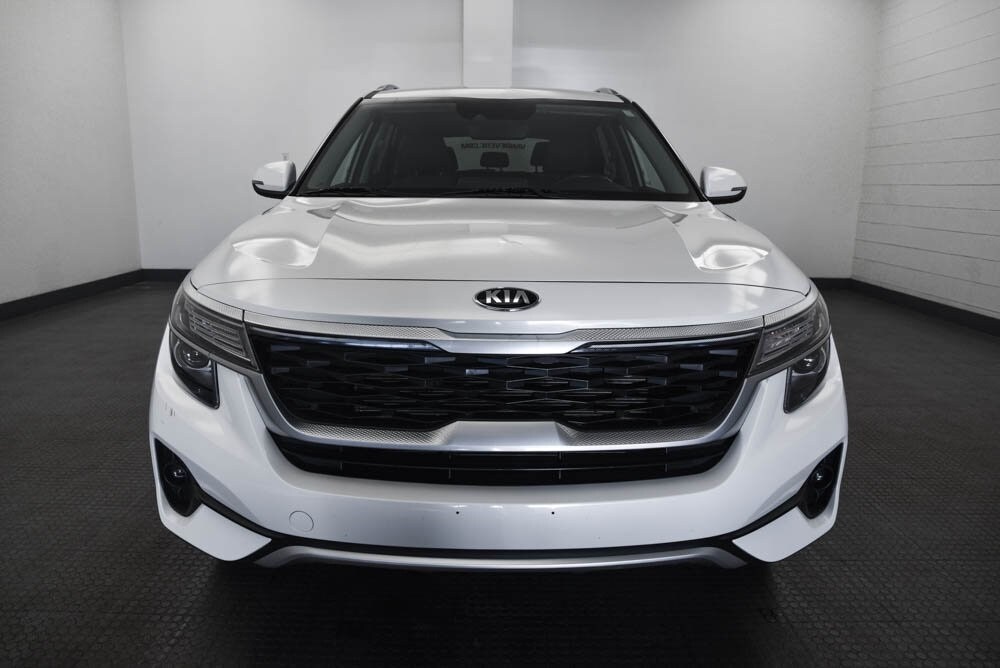2021 Kia Seltos S photo 2