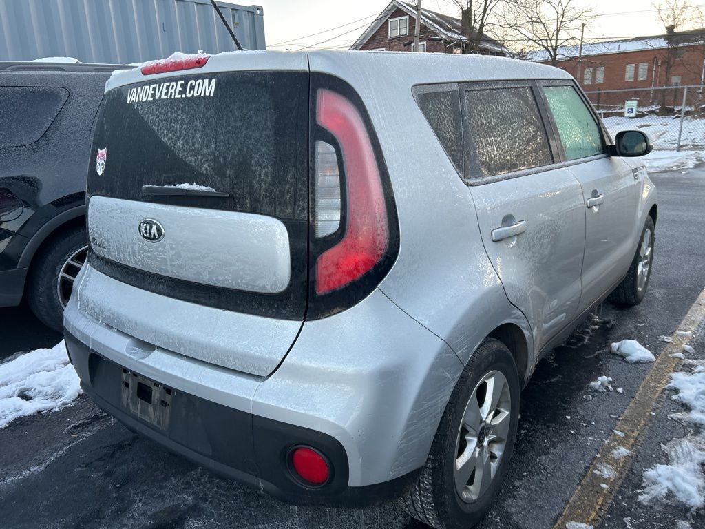2018 Kia Soul Base photo 3