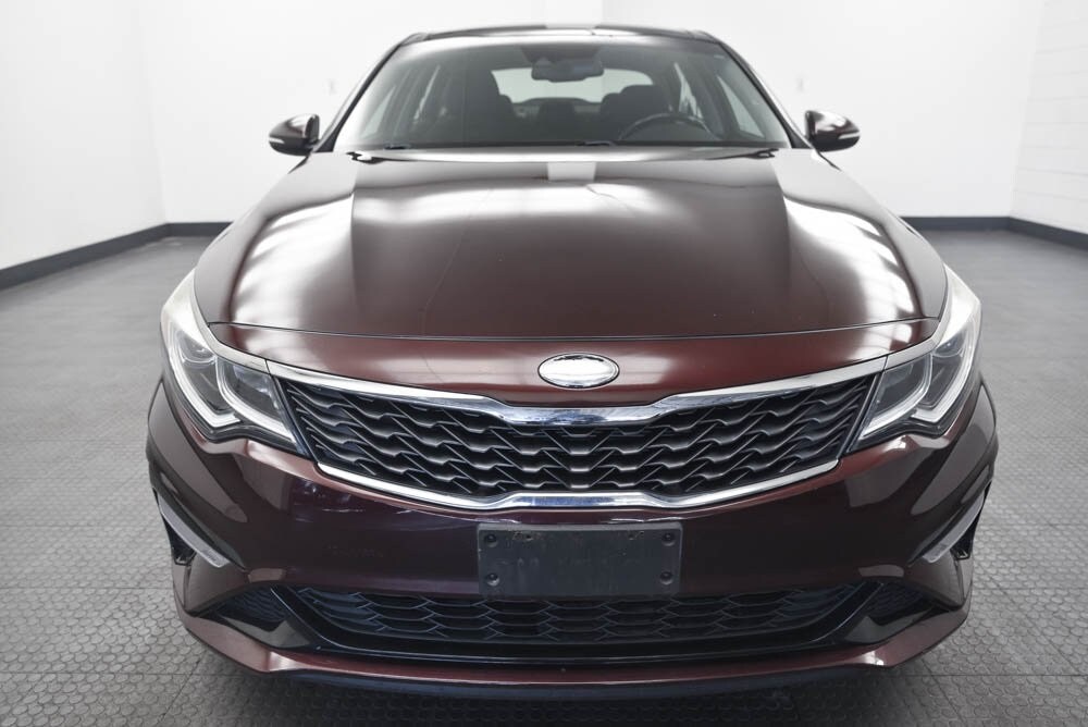 2019 Kia Optima LX photo 2