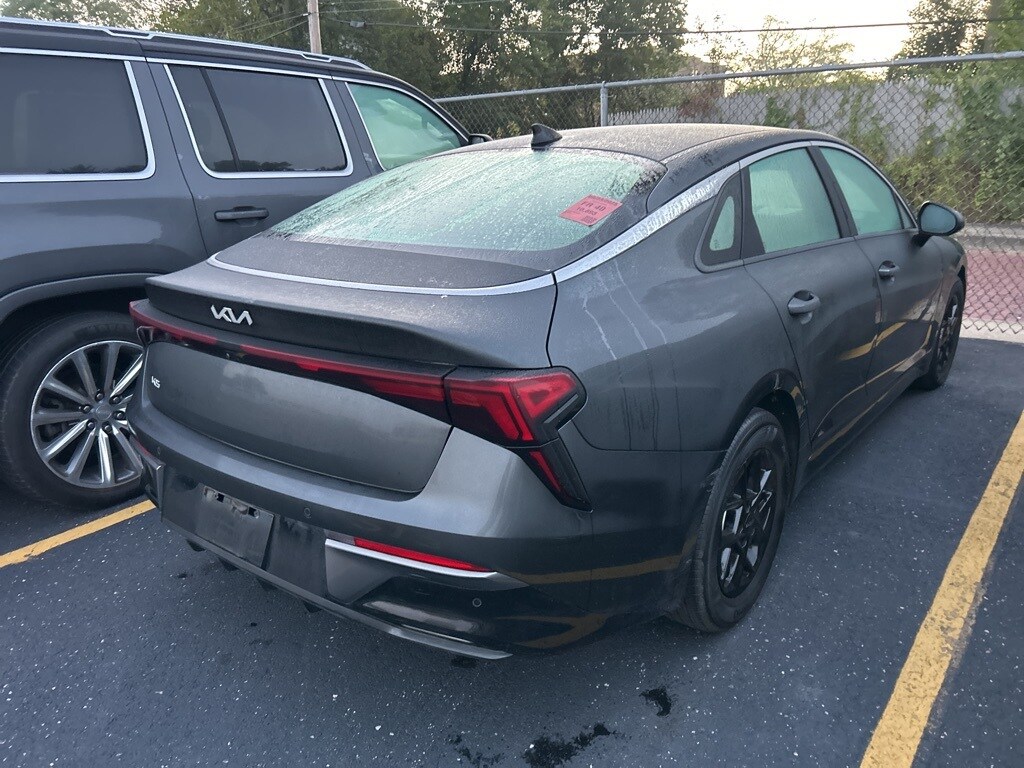 2025 Kia K5 LXS photo 3