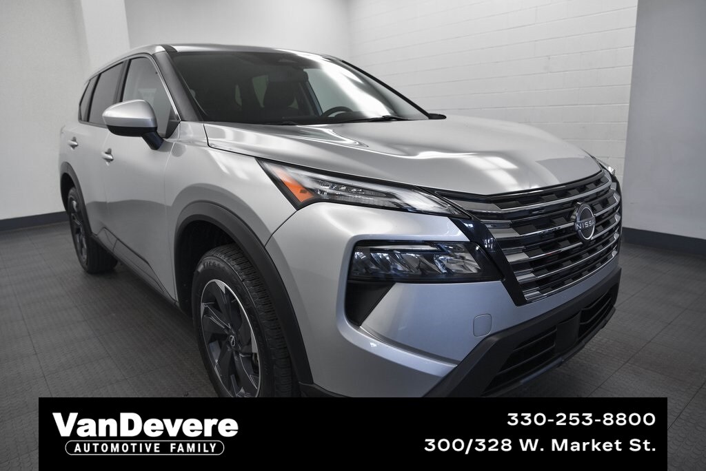 Used 2024 Nissan Rogue SV SUV