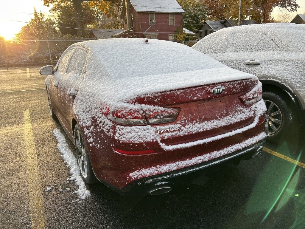 2019 Kia Optima S photo 3