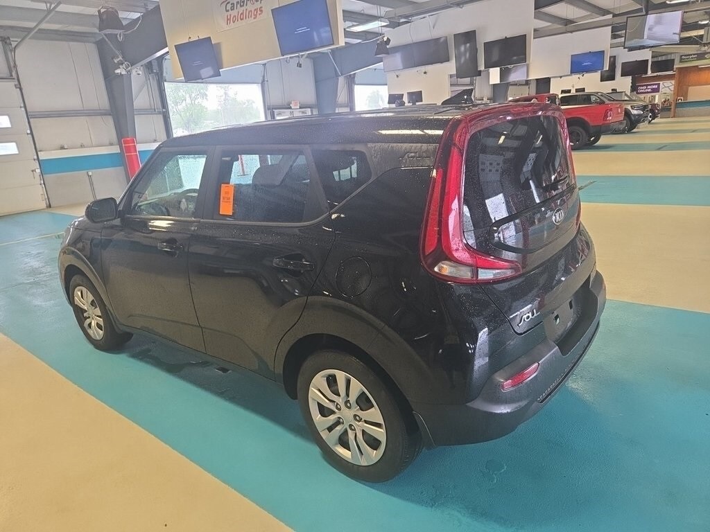 2020 Kia Soul LX photo 2