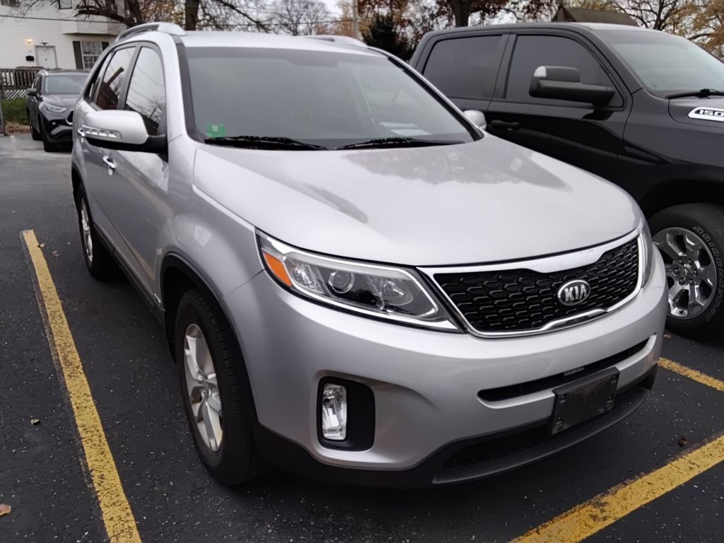 2014 Kia Sorento LX photo 3