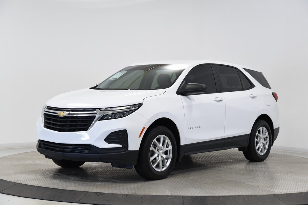 Used 2024 Chevrolet Equinox LS SUV