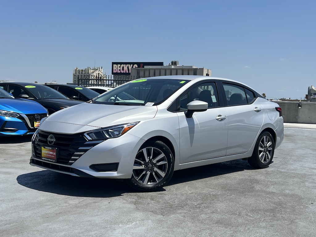 Used 2023 Nissan Versa 1.6 SV Sedan