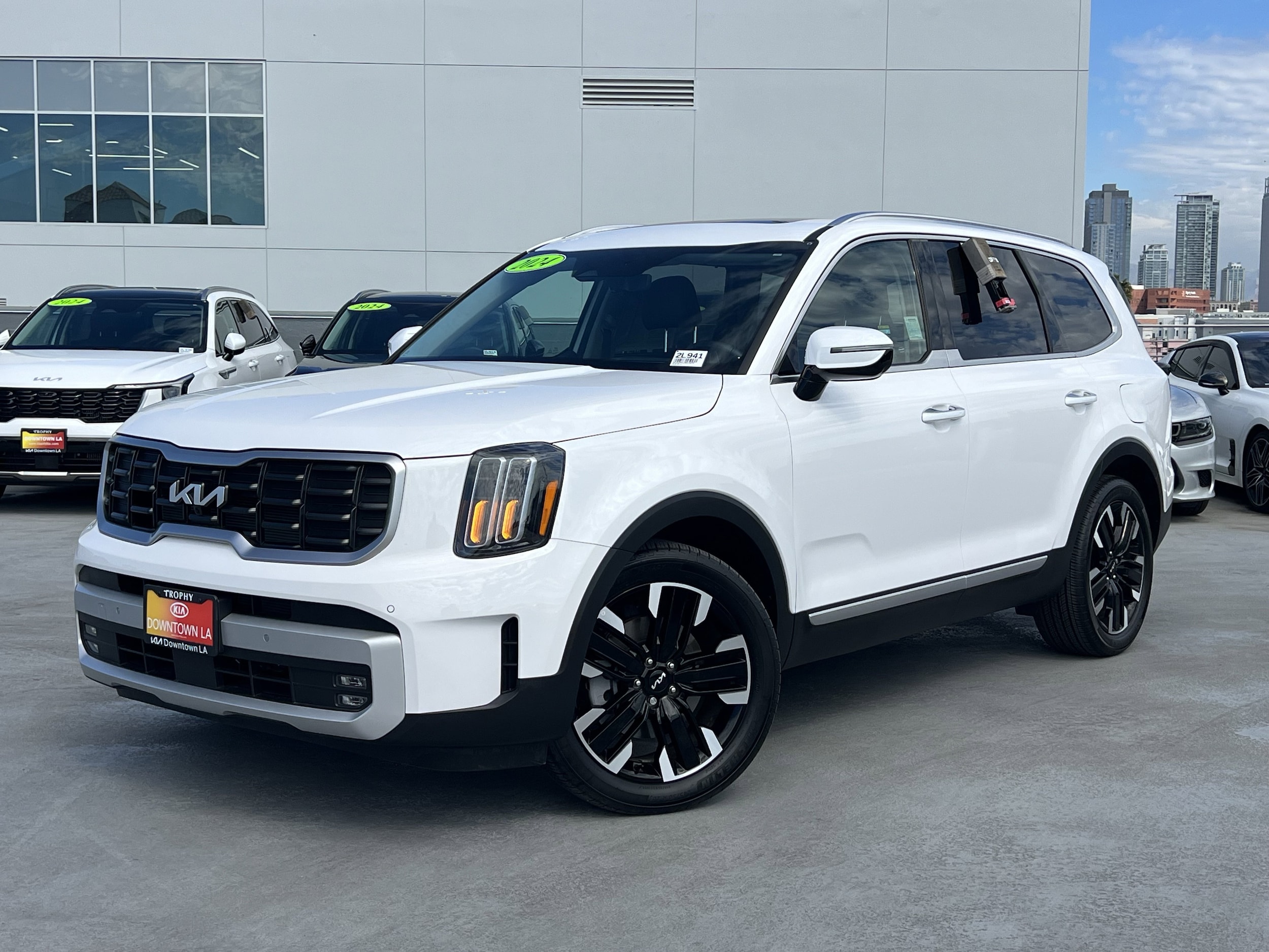 2024 Kia Telluride photo 2
