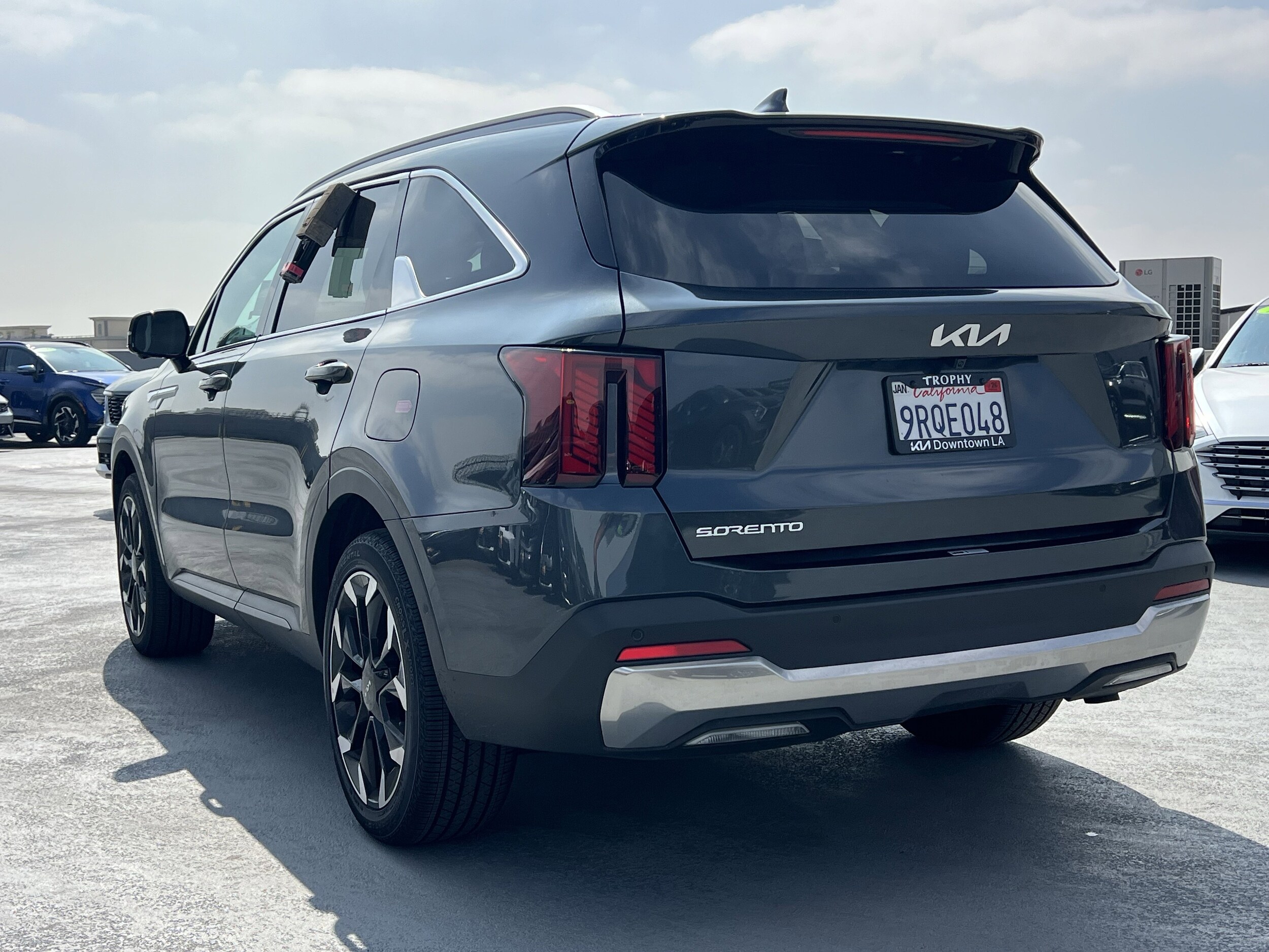 2024 Kia Sorento SX photo 4