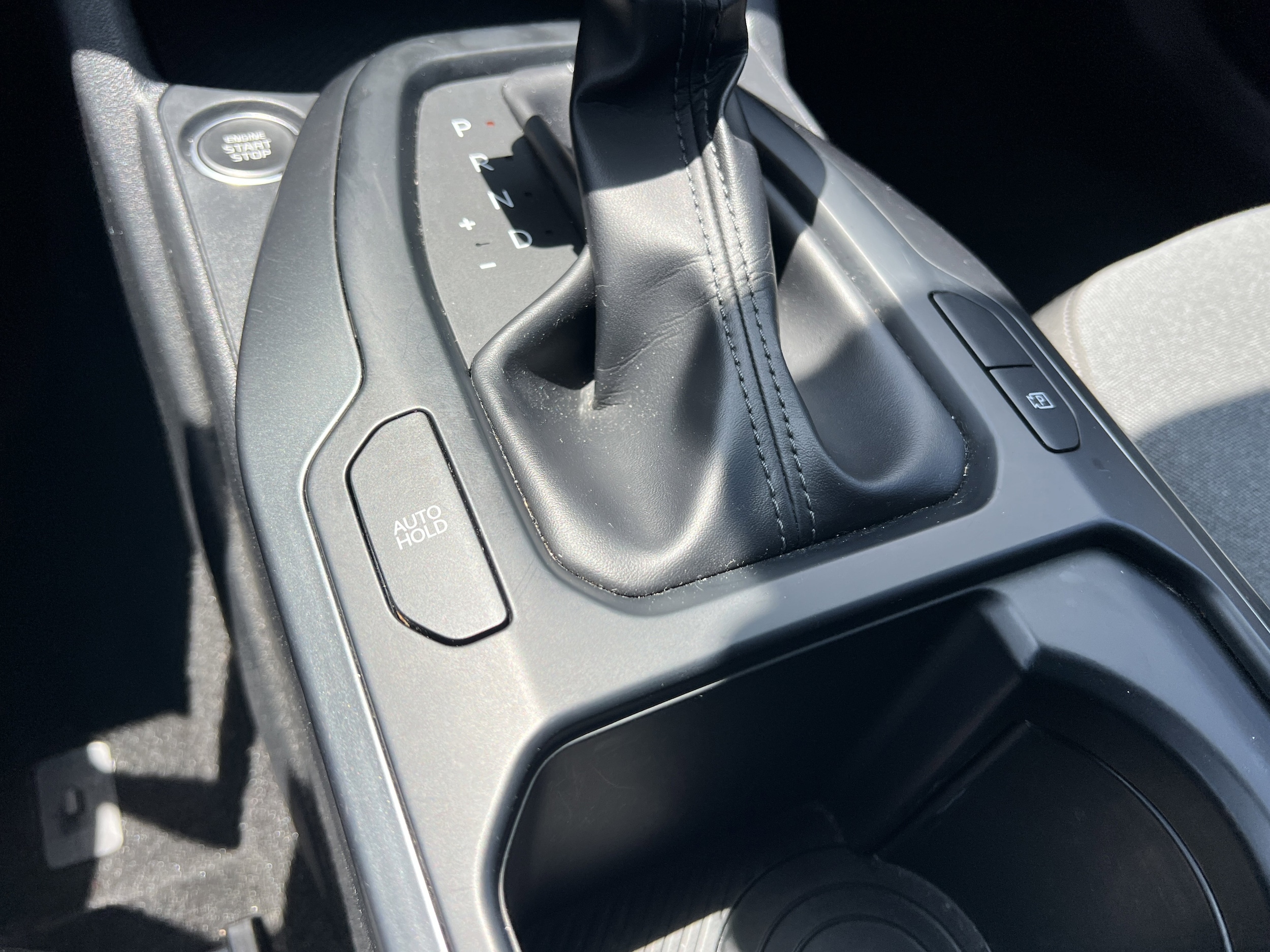 2025 Kia K4 LXS - Photo 32
