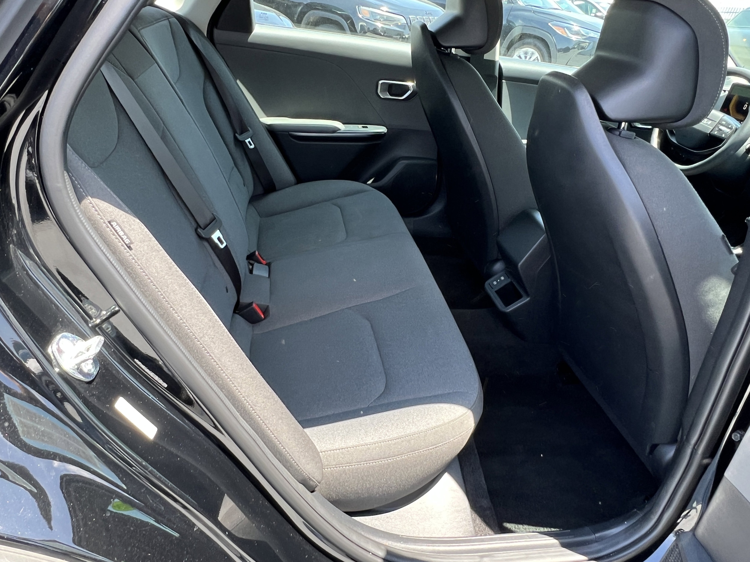 2025 Kia K4 LXS - Photo 20