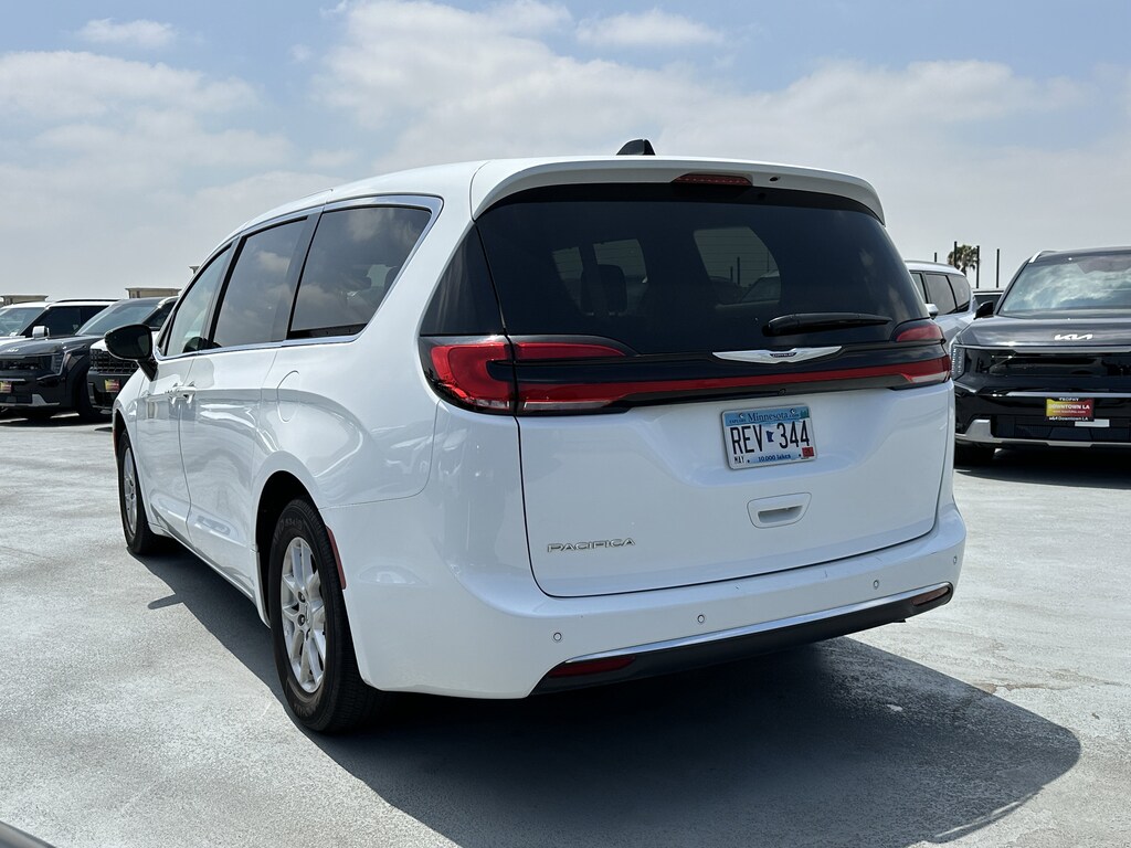 Used 2024 Chrysler Pacifica Touring L Van Passenger Van