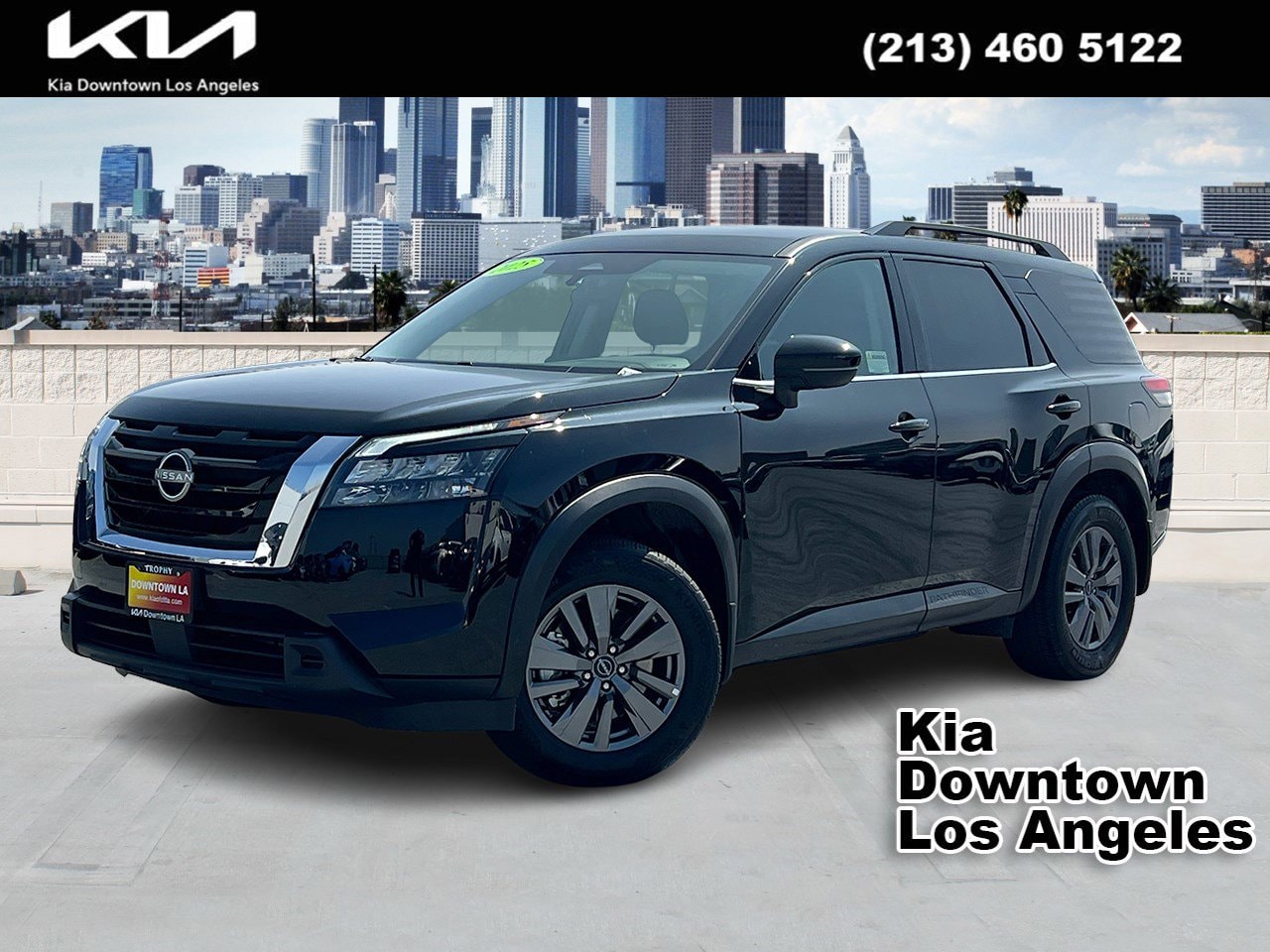 2025 Nissan Pathfinder SV 2WD's photo