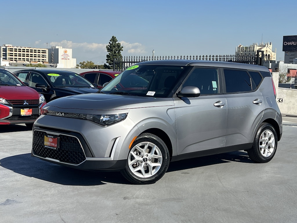 Certified 2024 Kia Soul LX Hatchback