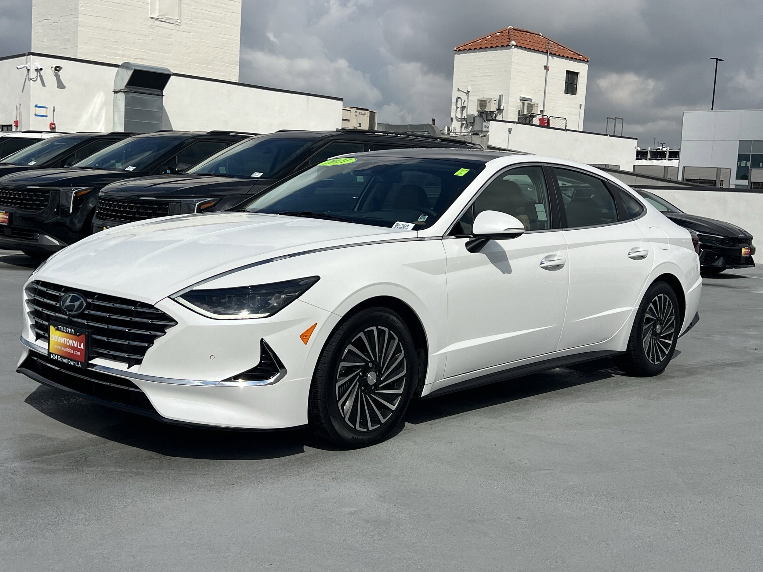 2021 Hyundai Sonata Limited photo 2