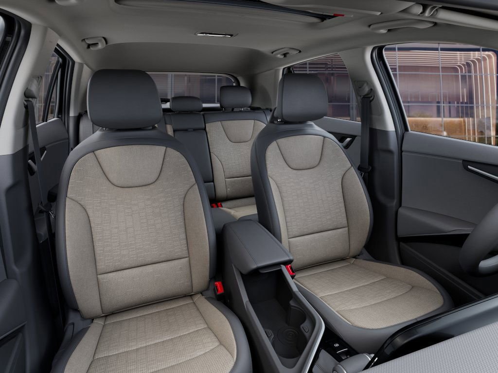 2026 Kia Niro SX Touring - Photo 15