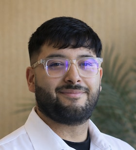 Staff member Gevanni Martinez from ID_f45c93