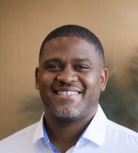 Staff member Omari King from ID_5807ab