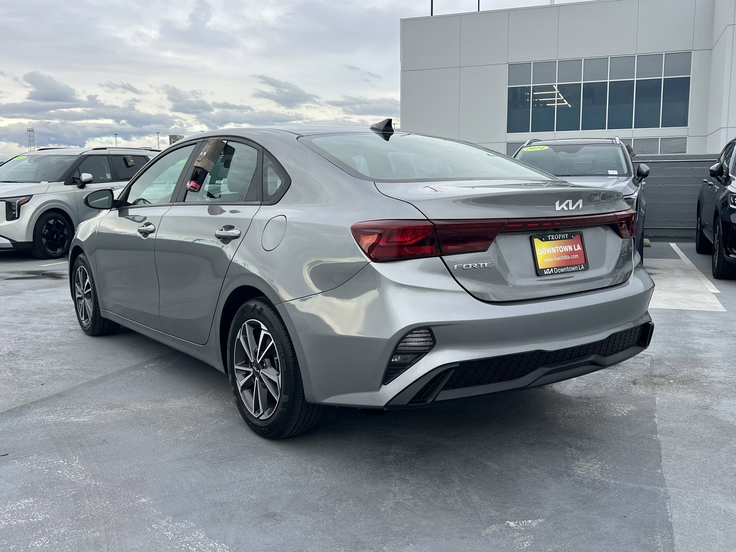 2022 Kia Forte LXS photo 4