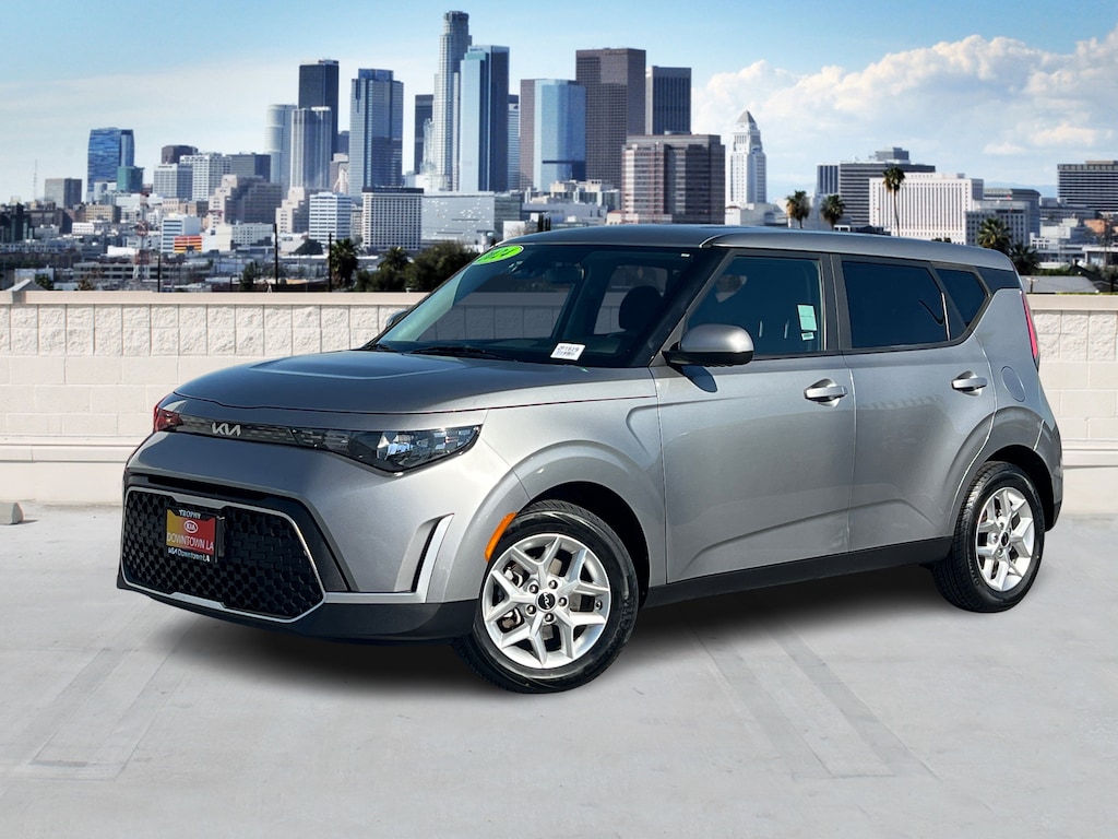 Certified 2024 Kia Soul LX Hatchback