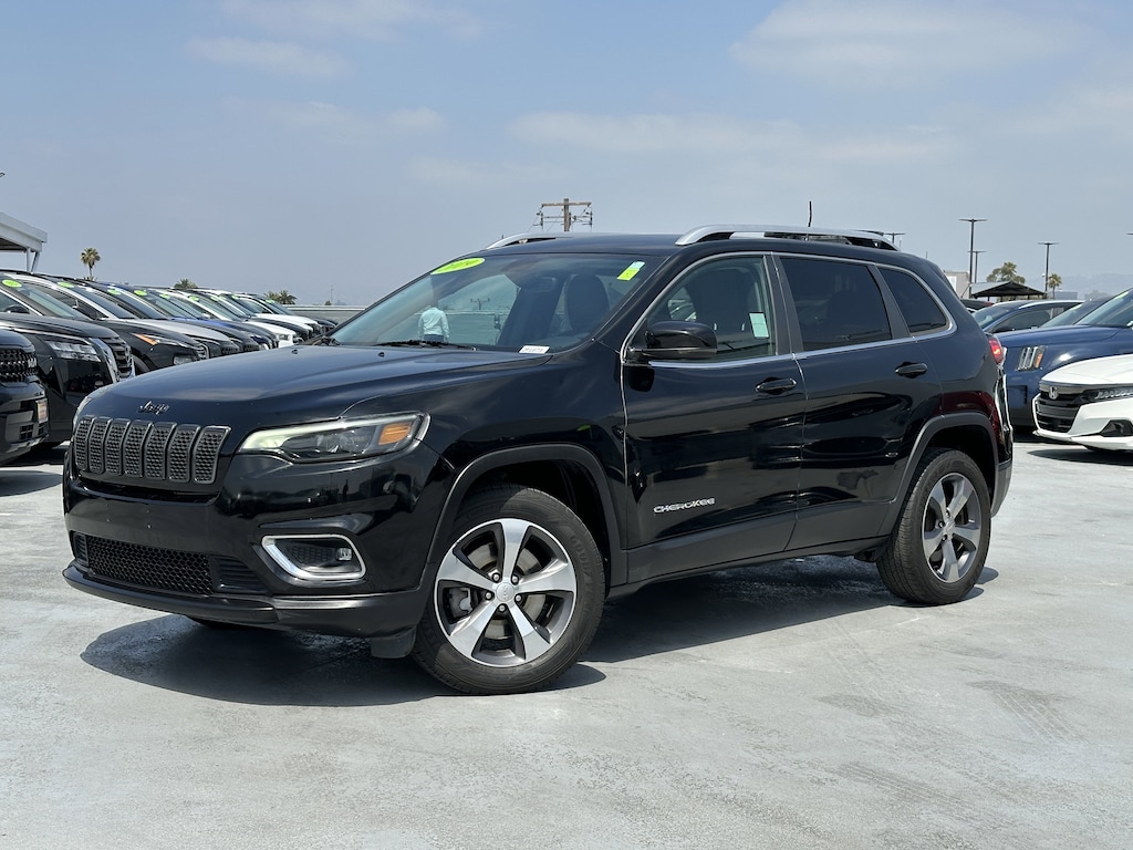 Used 2019 Jeep Cherokee Limited 4x4 SUV