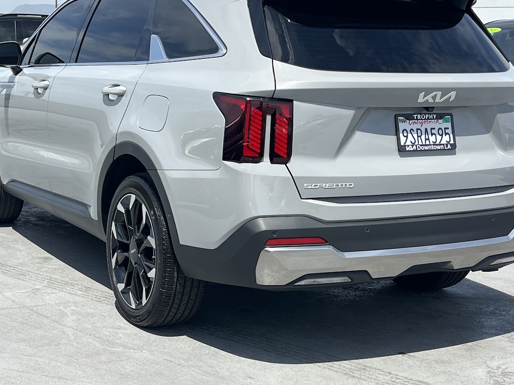 Certified 2025 Kia Sorento SX SUV
