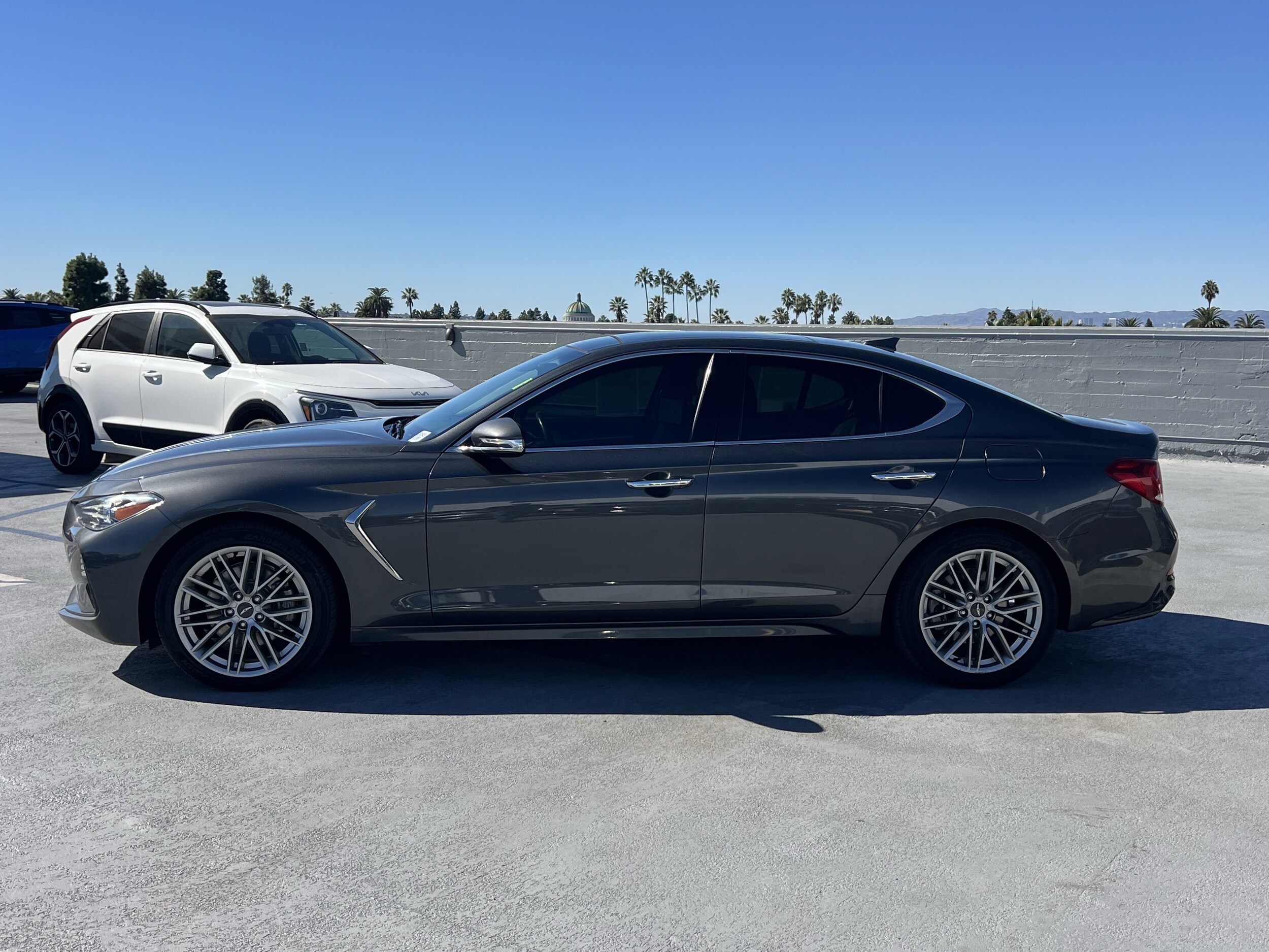 2021 Genesis G70 2.0T Elite Prestige 3.3T Sport photo 3