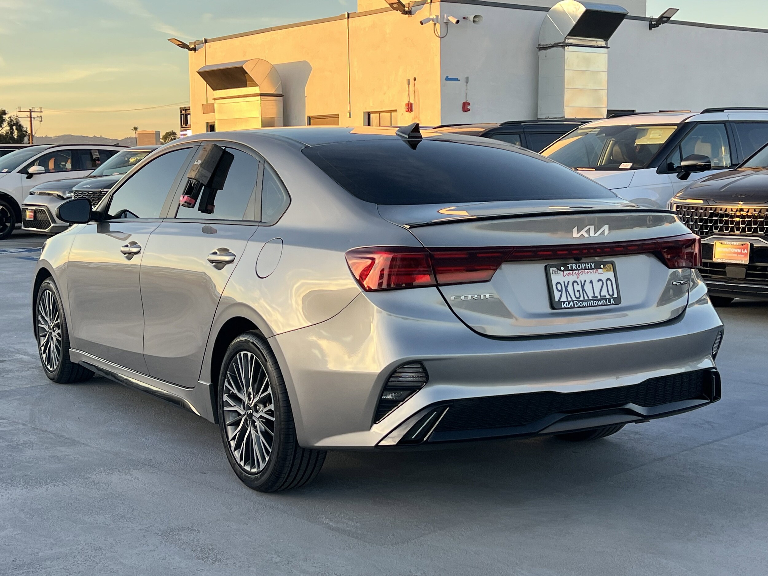 2024 Kia Forte GT-Line photo 4