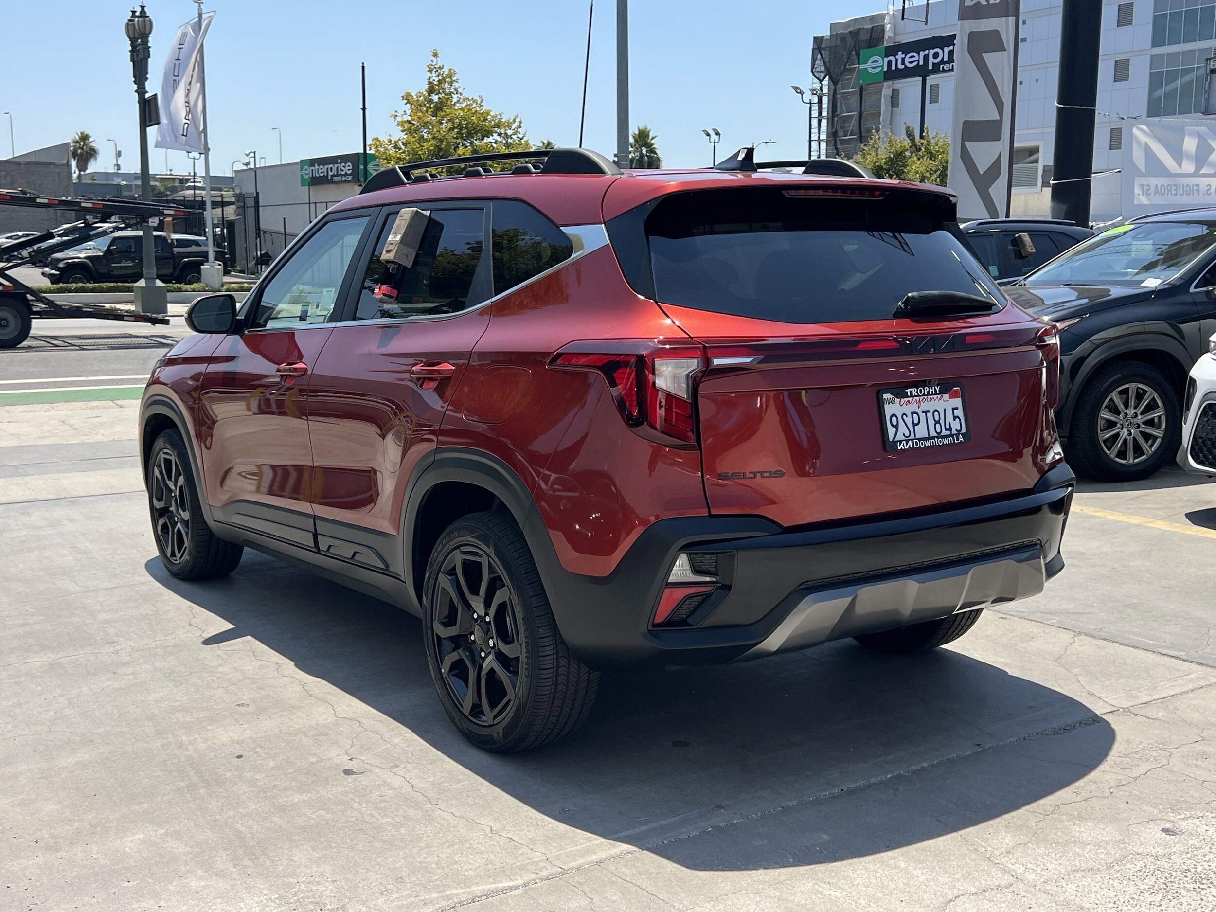 2025 Kia Seltos X-Line photo 4