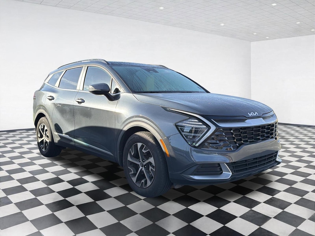 Used 2025 Kia Sportage EX SUV