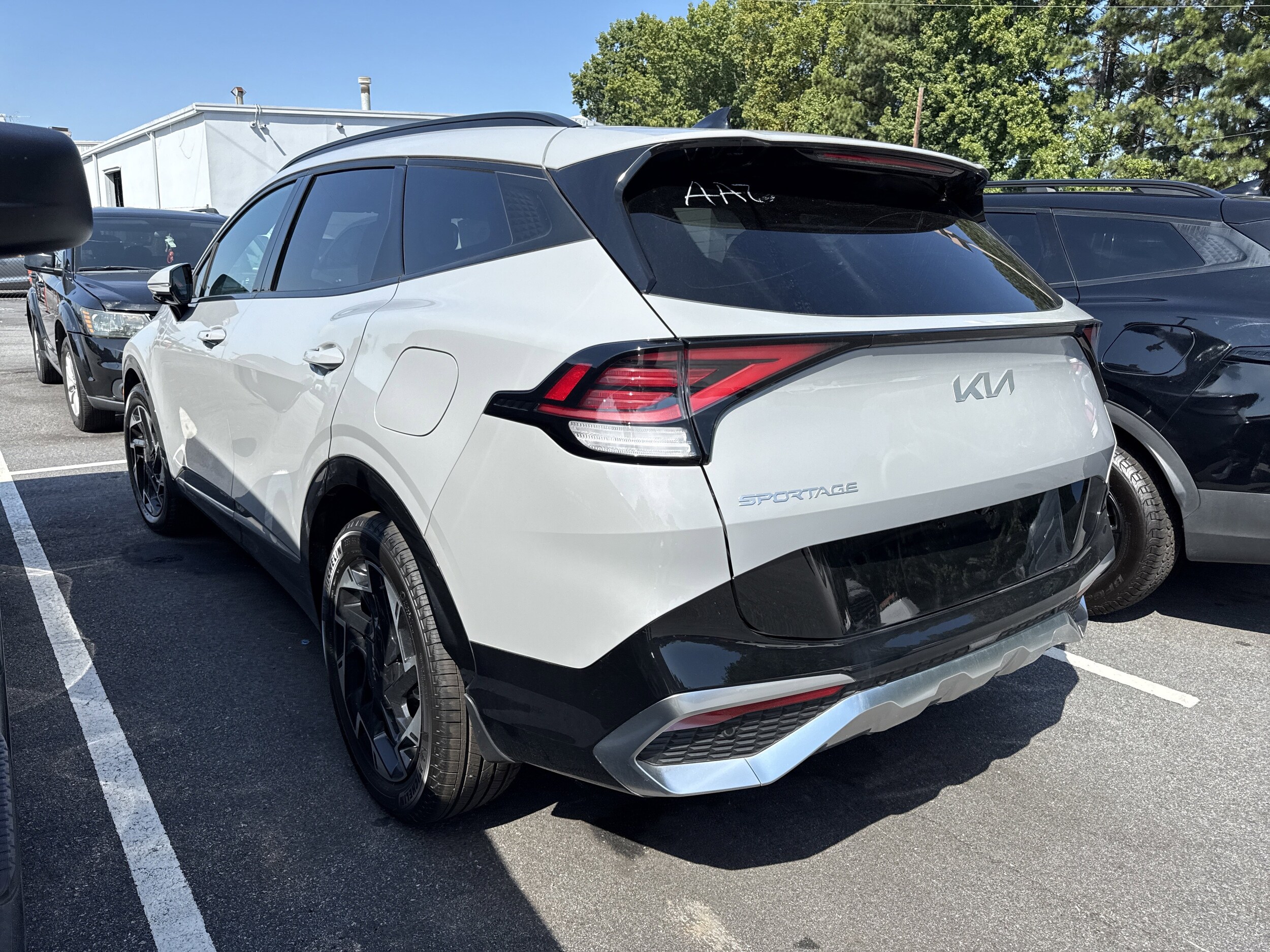 2023 Kia Sportage photo 4