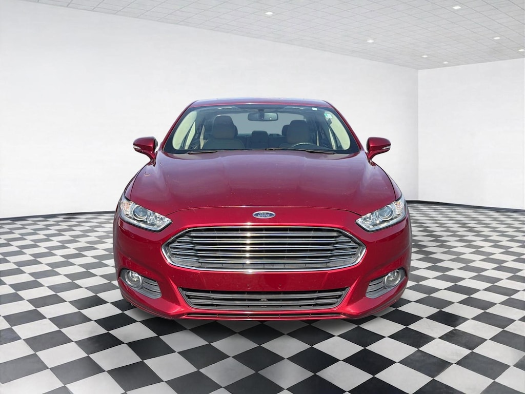 Used 2015 Ford Fusion SE Sedan