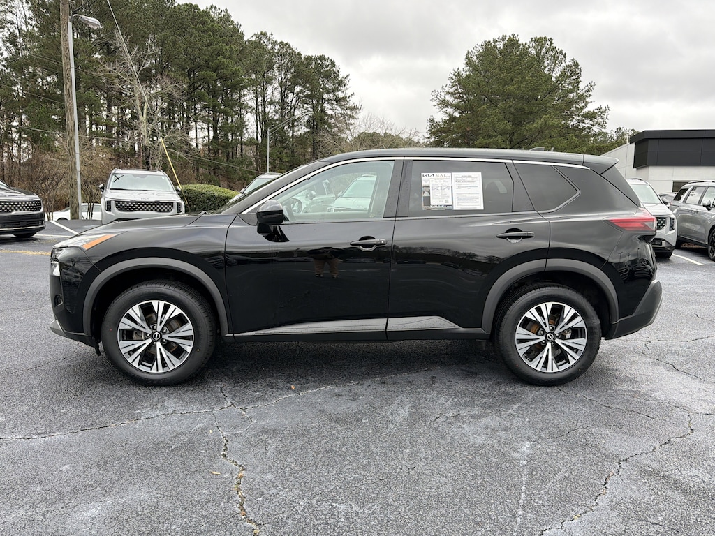 Used 2022 Nissan Rogue SV SUV