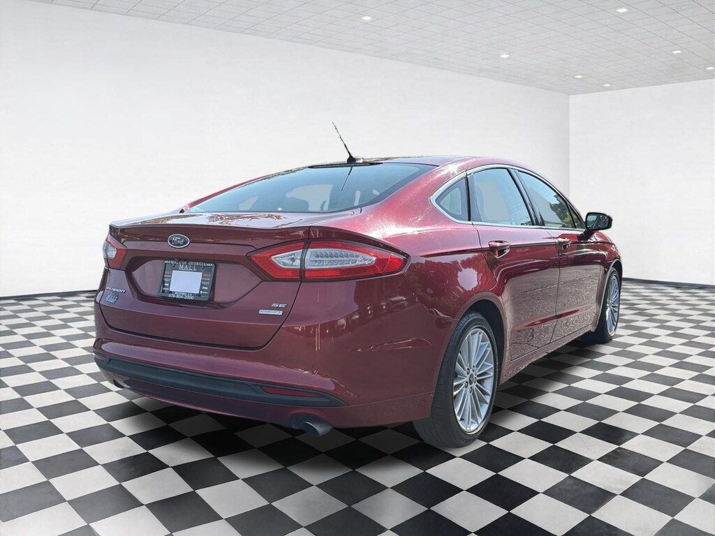 Used 2015 Ford Fusion SE Sedan