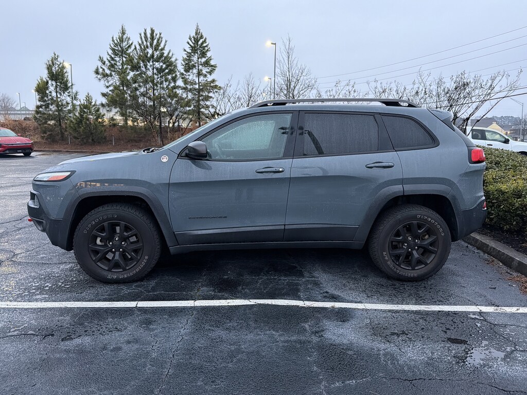 Used 2015 Jeep Cherokee Trailhawk 4x4 SUV