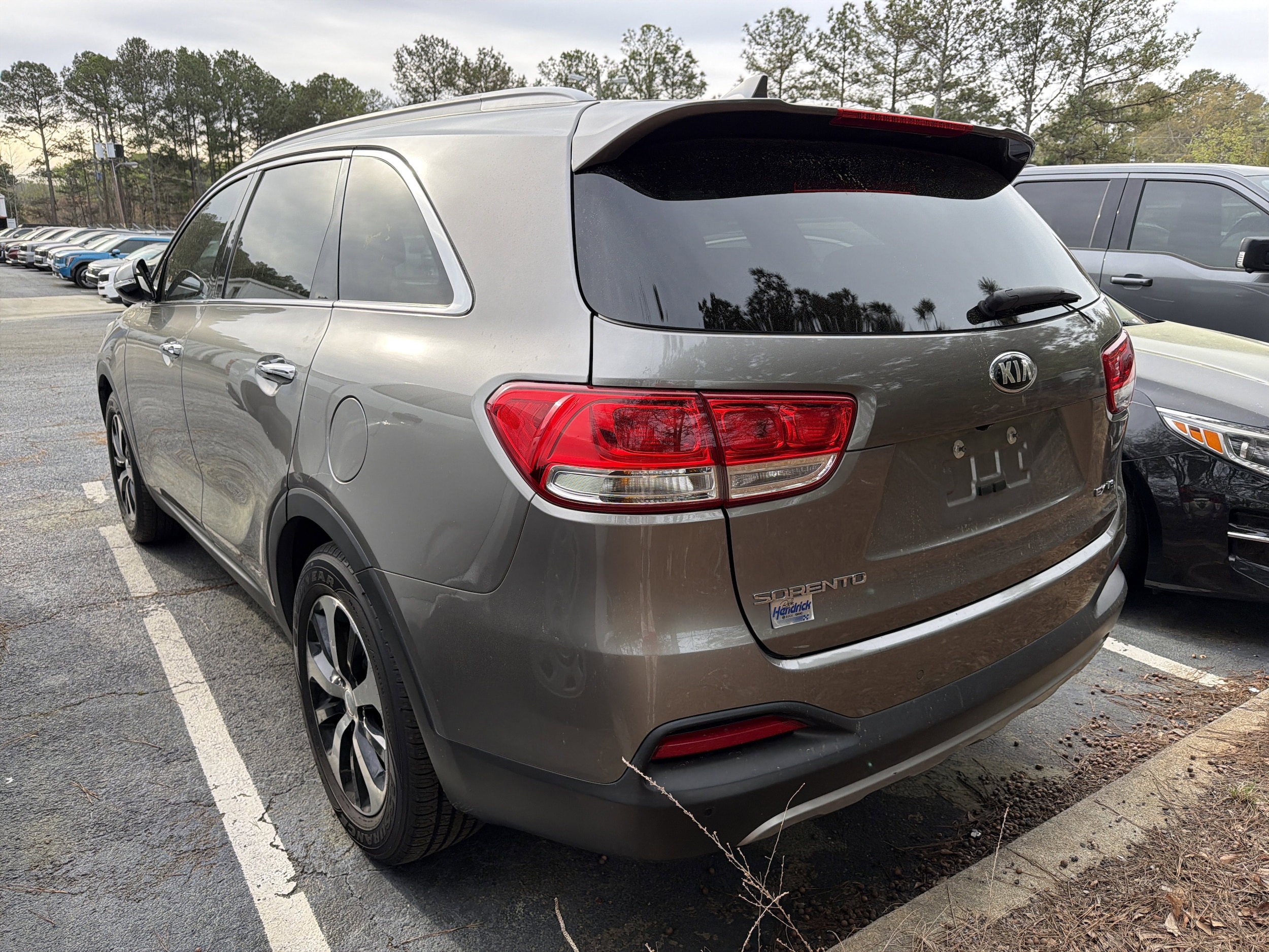 Used 2018 Kia Sorento EX with VIN 5XYPH4A57JG339410 for sale in Buford, GA