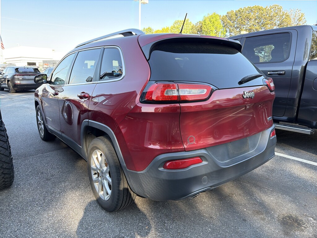 Used 2014 Jeep Cherokee Latitude FWD SUV