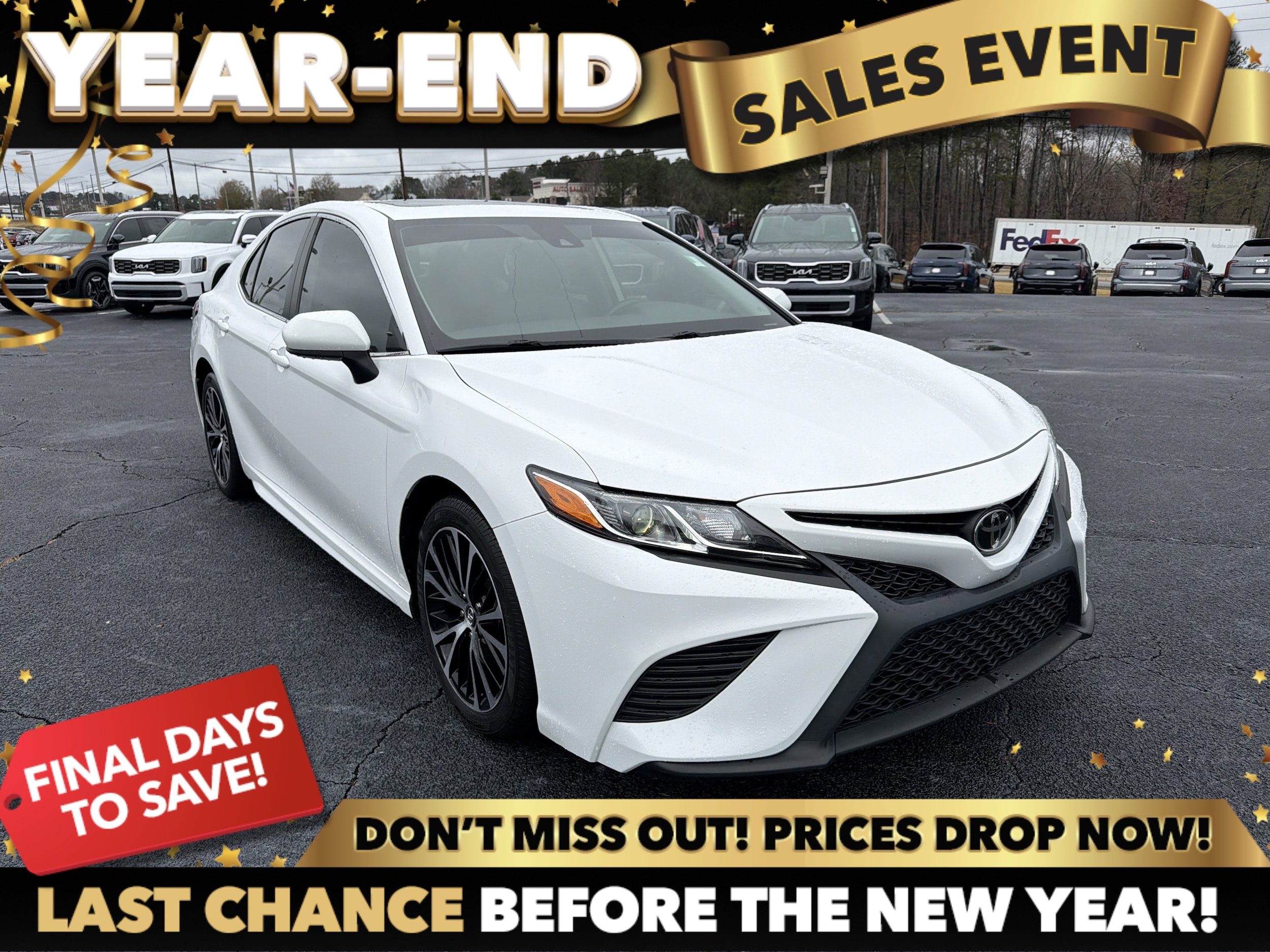 2020 Toyota Camry SE's photo