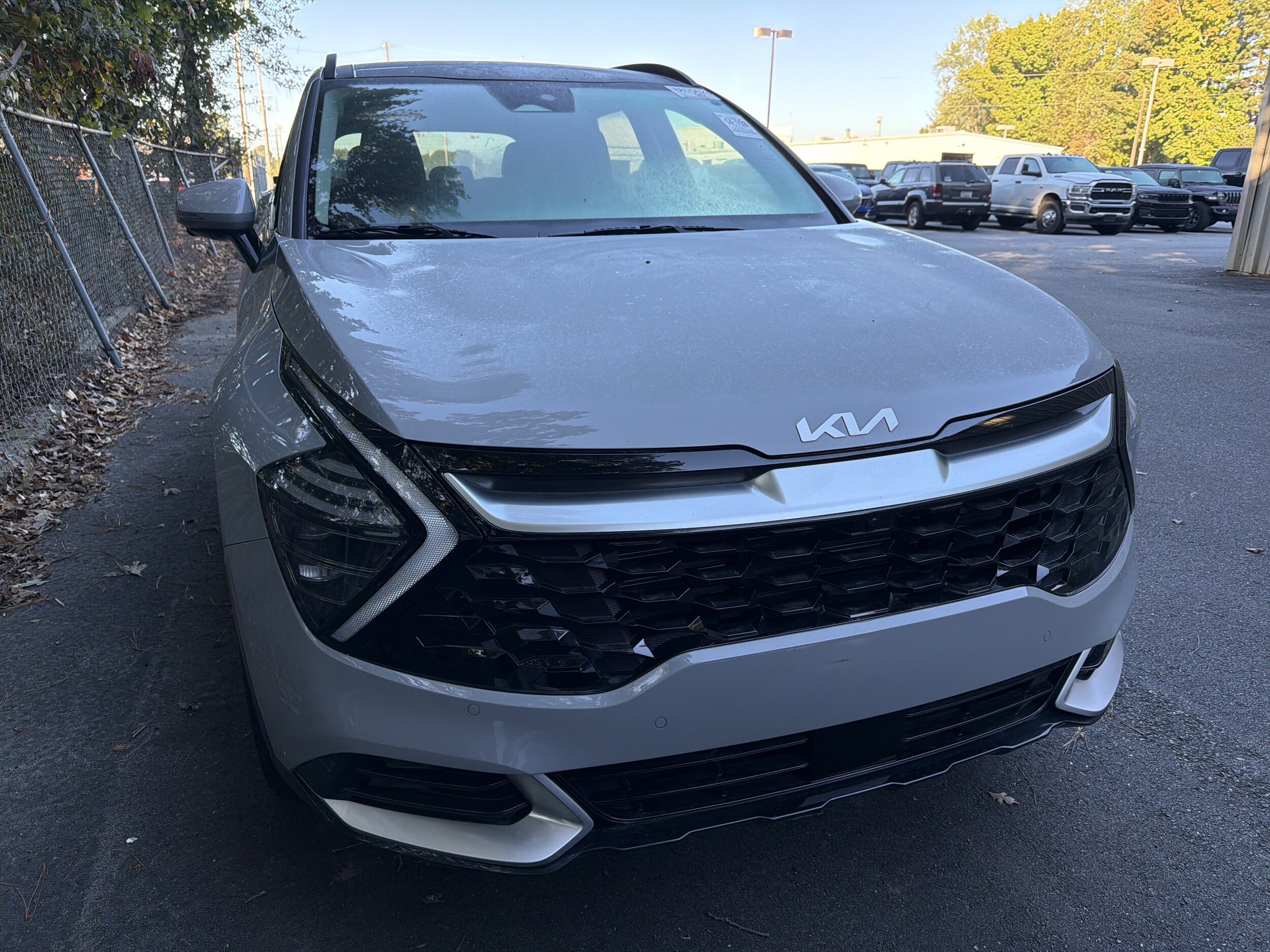 2024 Kia Sportage photo 2
