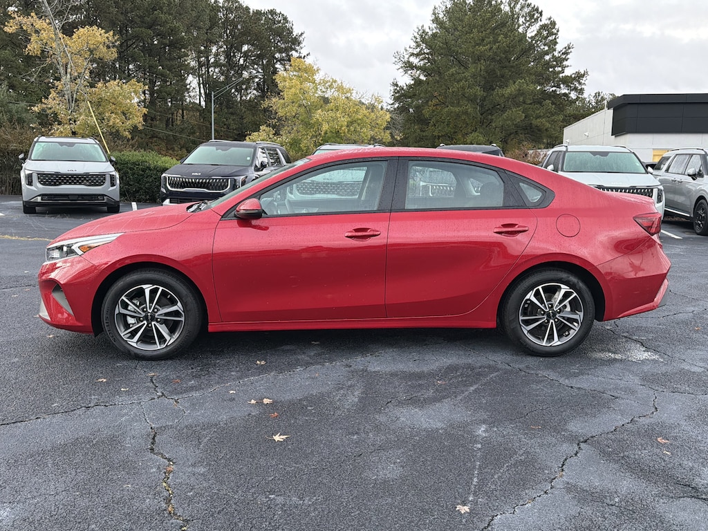Used 2024 Kia Forte LXS Sedan
