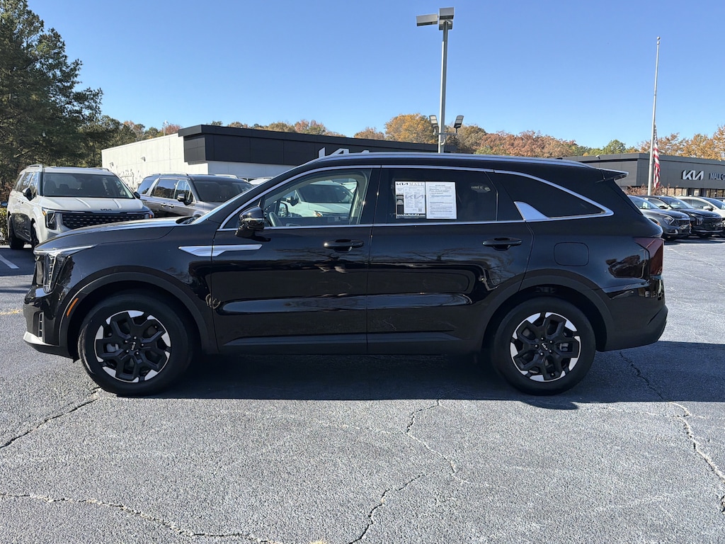 Used 2024 Kia Sorento S SUV
