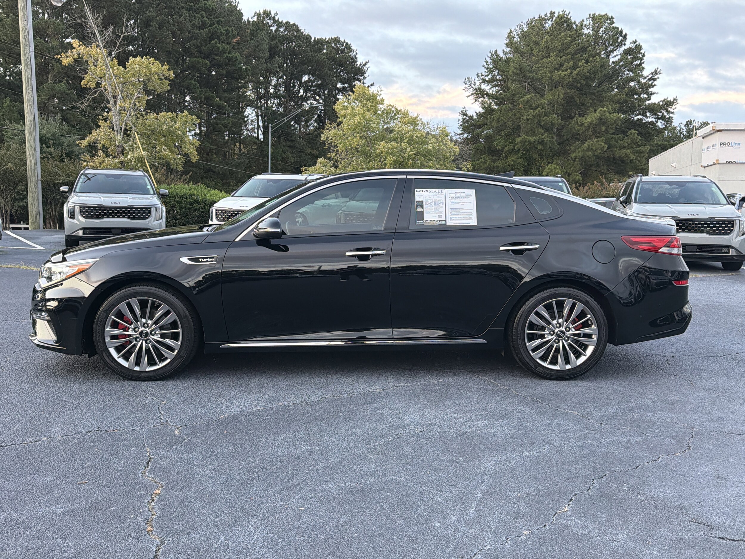 2019 Kia Optima SX Turbo photo 3