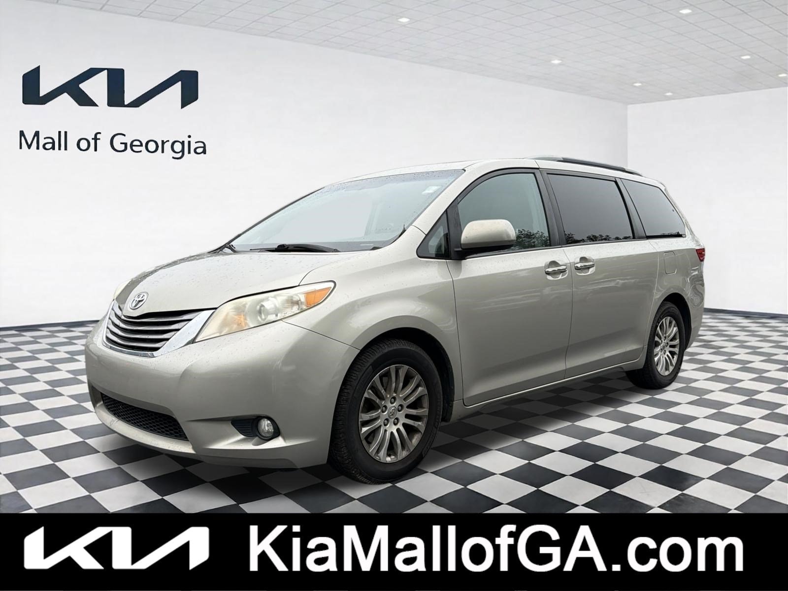 Used 2016 Toyota Sienna XLE Premium with VIN 5TDYK3DC7GS713455 for sale in Buford, GA