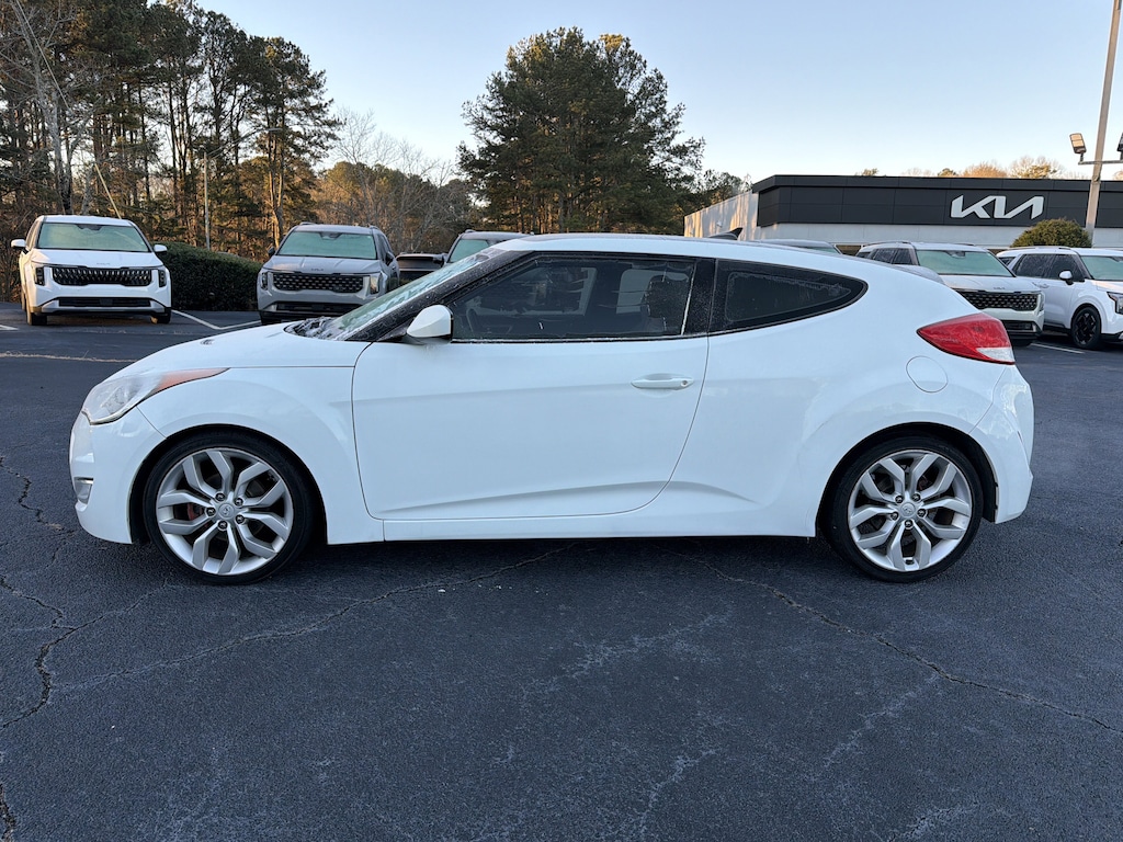 Used 2013 Hyundai Veloster Base w/Gray Hatchback